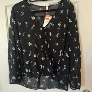 Mia & Tess sheer black top